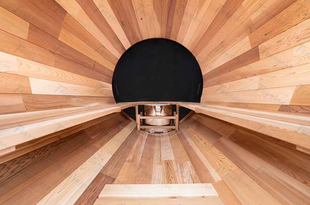 Panoramic barrel sauna room