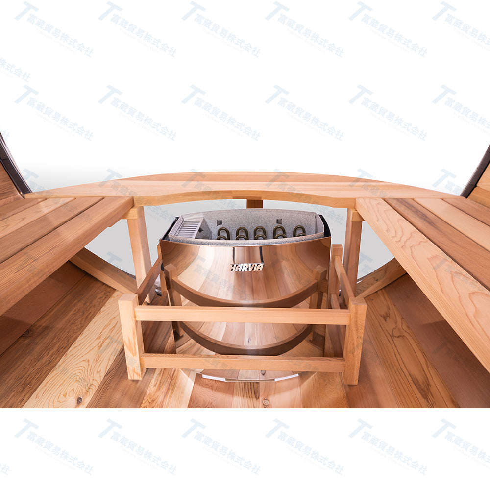Panoramic barrel sauna room